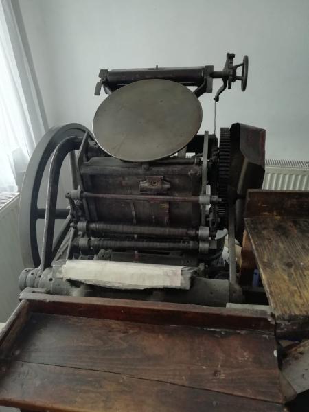 image: A. Hogenforst letterpress machine_01.jpg
